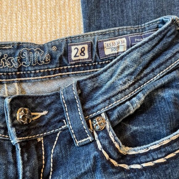 Miss Me Jeans Size 28 Cross Embroidered Rhinestones Boot Cut - Picture 4 of 9